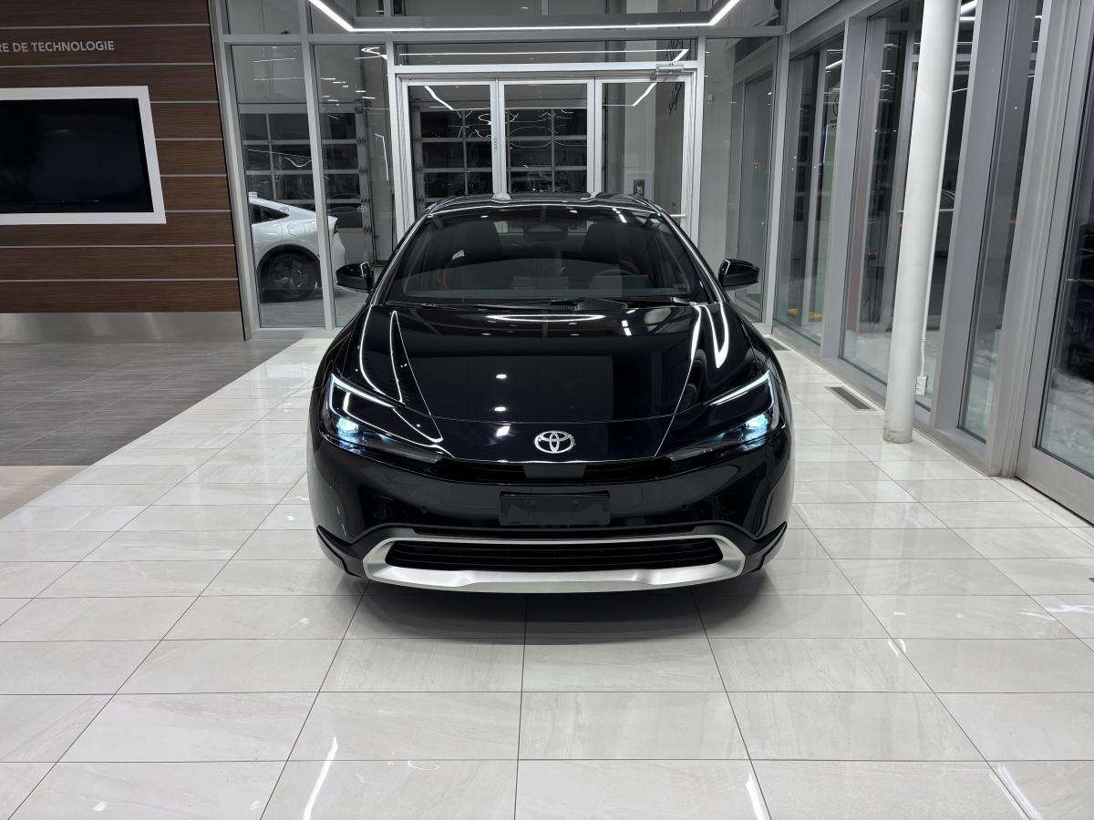 2027 Toyota Prius PRIUS HYBRIDE BRANCHABLE SE — снимка 1