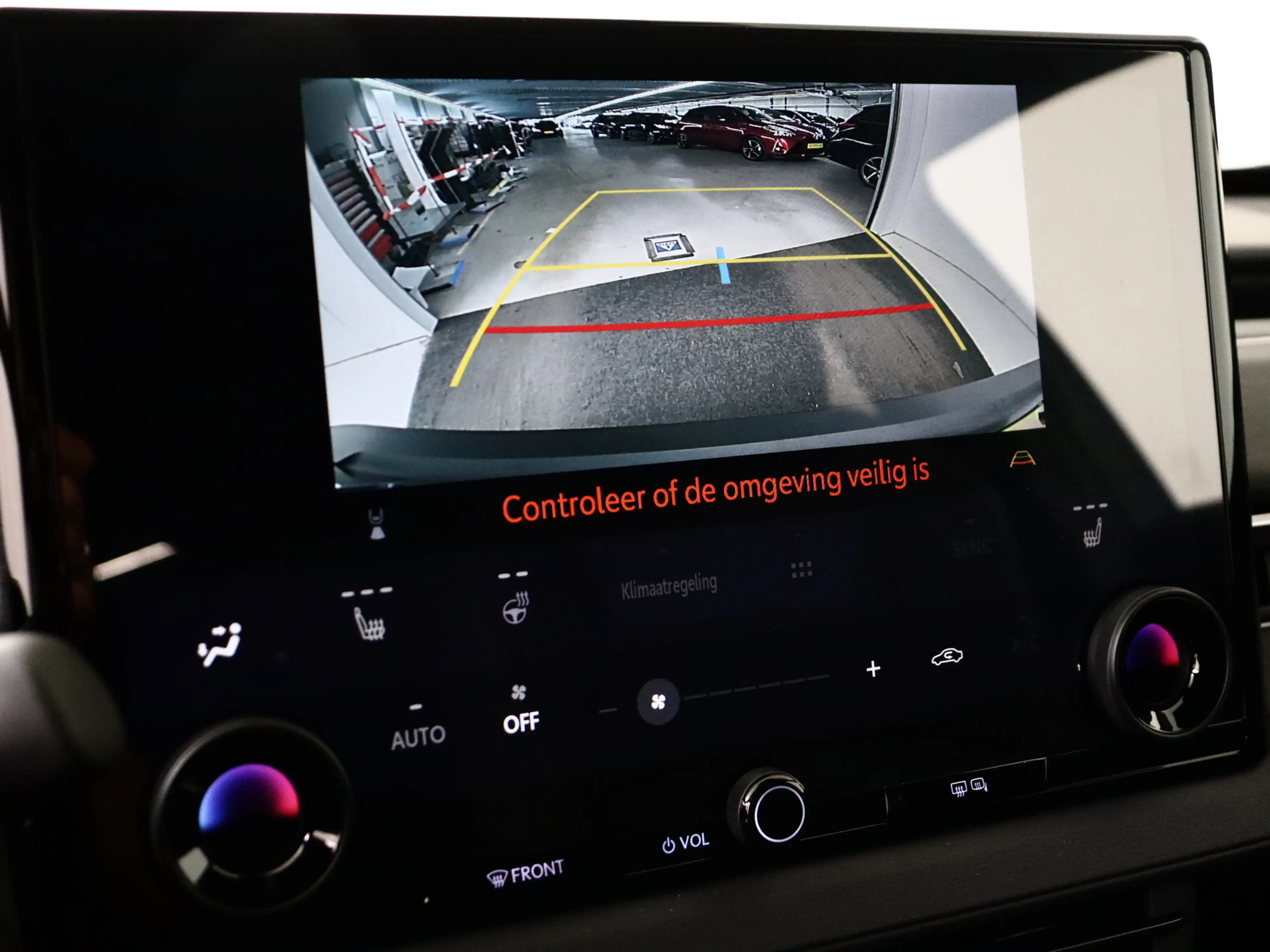 Toyota C-HR+ First Edition 77 kWh — photo 8