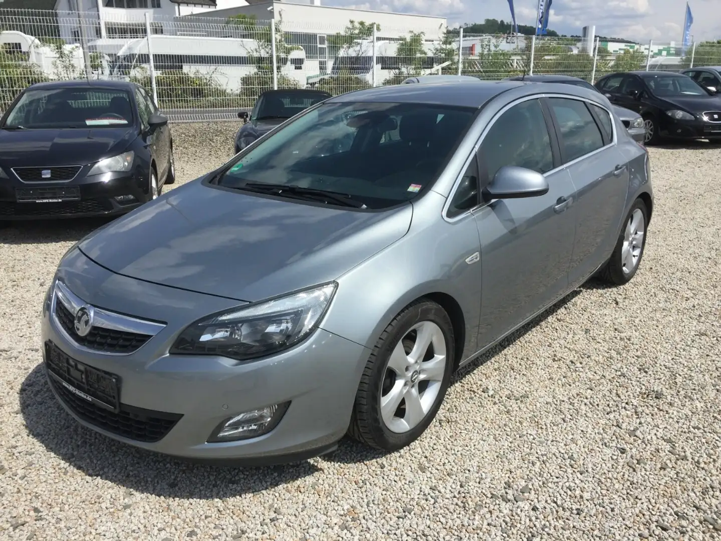 Opel Astra Klima,Sitzheiz.,Tempom., usw.! Grau - 1