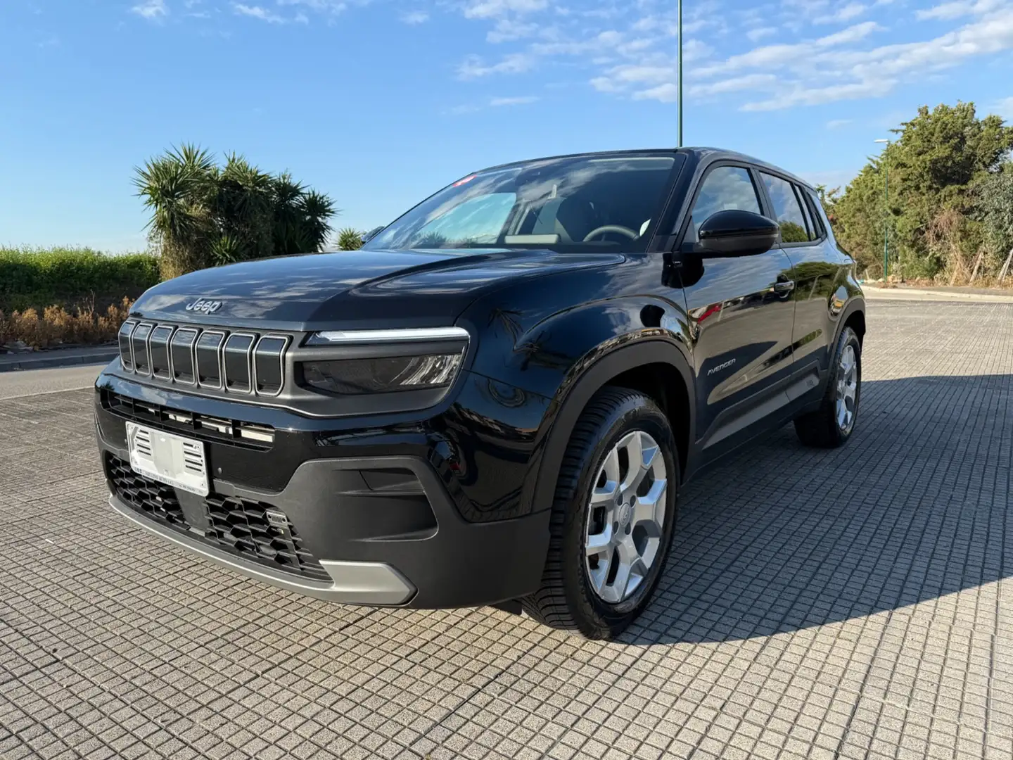 Jeep Avenger 1.2 Turbo Summit Negro - 1