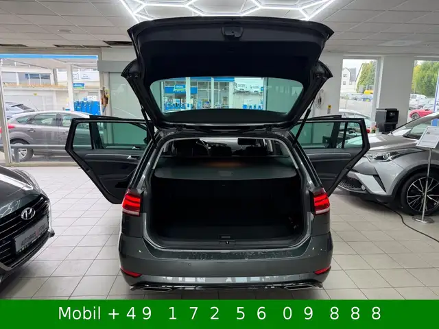 Volkswagen Golf view 8