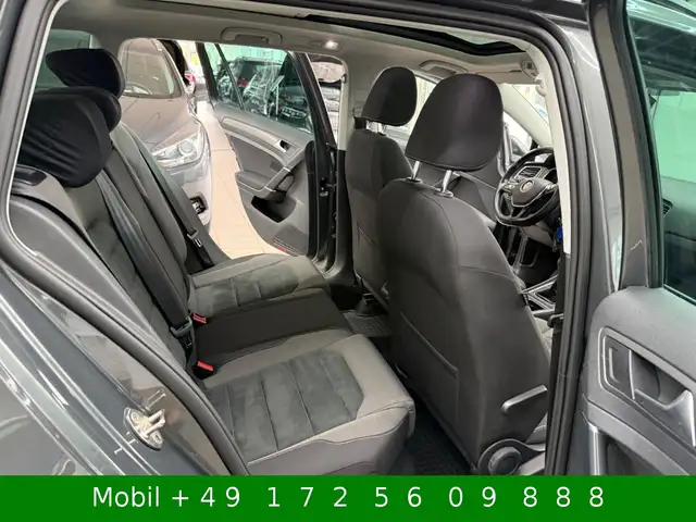 Volkswagen Golf view 11
