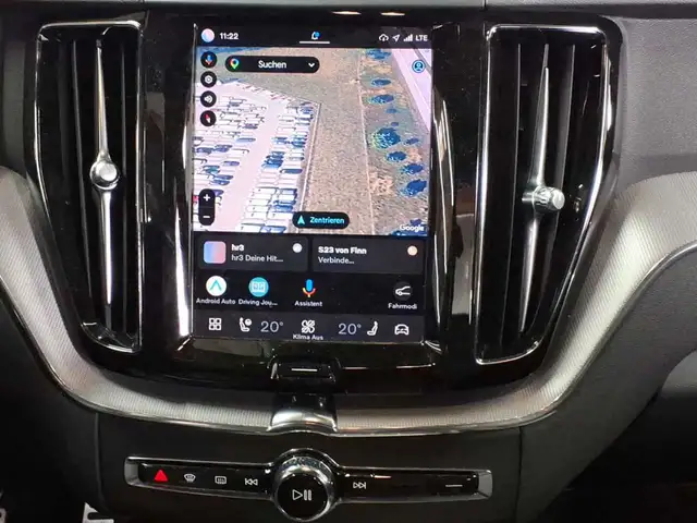 Volvo XC60 view 6