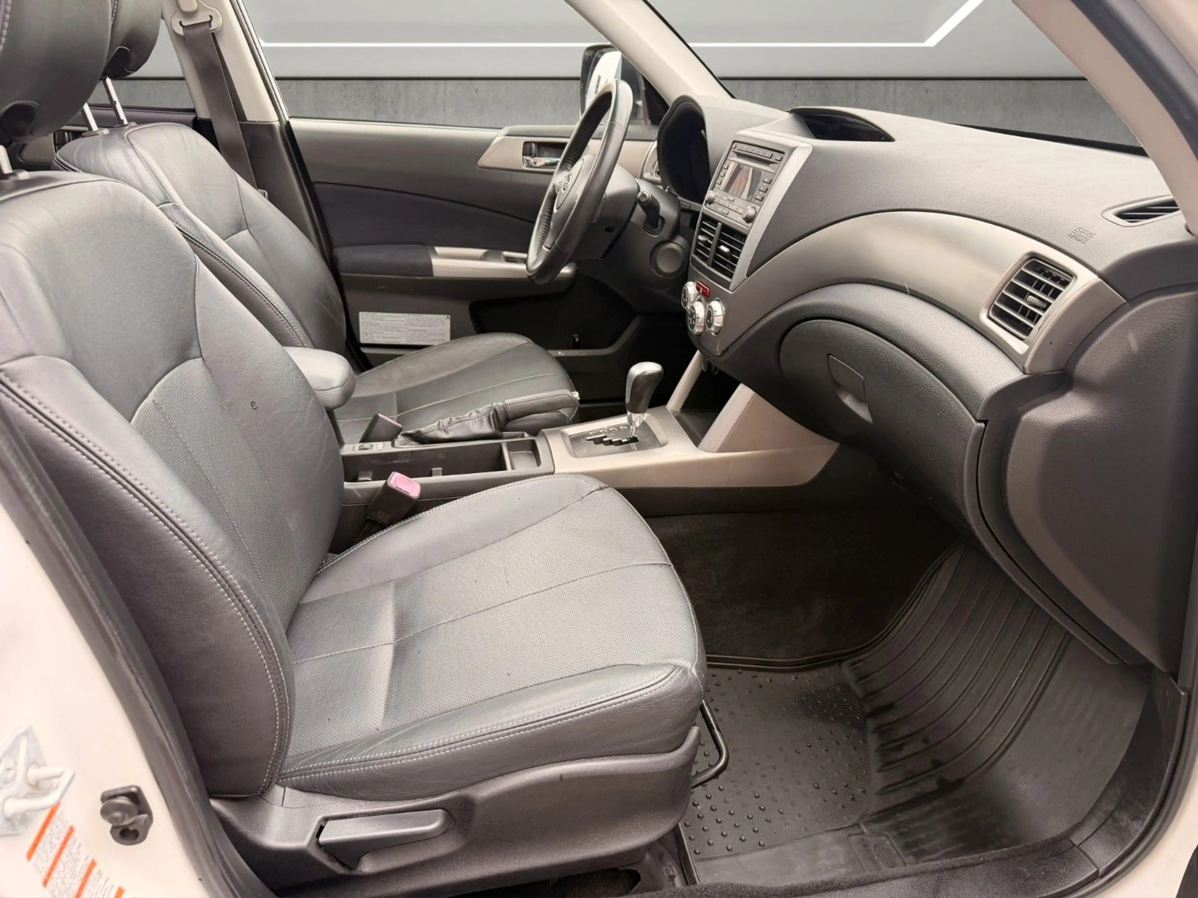 Subaru Forester 2.5XT Turbo Autom.*Pano*Leder*Xenon — photo 10