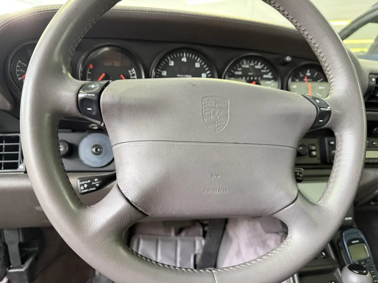 Porsche 993 3.6 Coupé - Lucht gekoeld - Aut. - Leder Bekl., foto 12