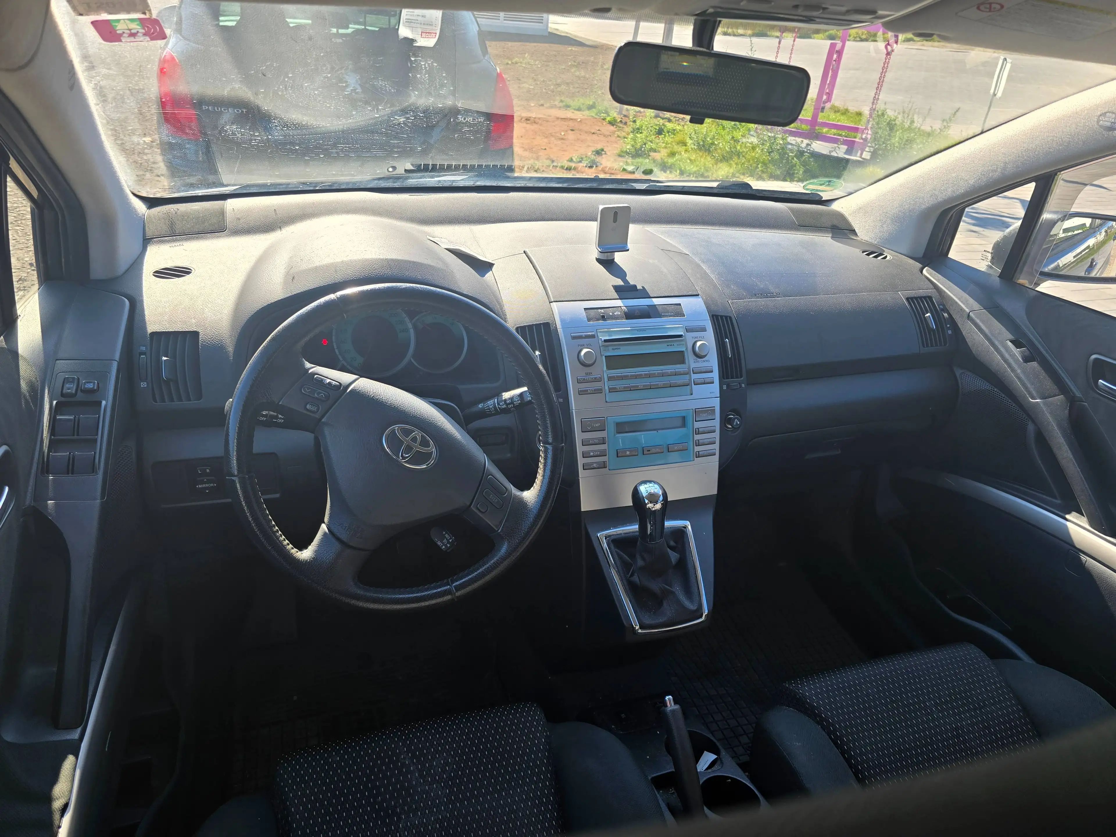 Toyota Corolla Verso 1.8 Team — photo 12