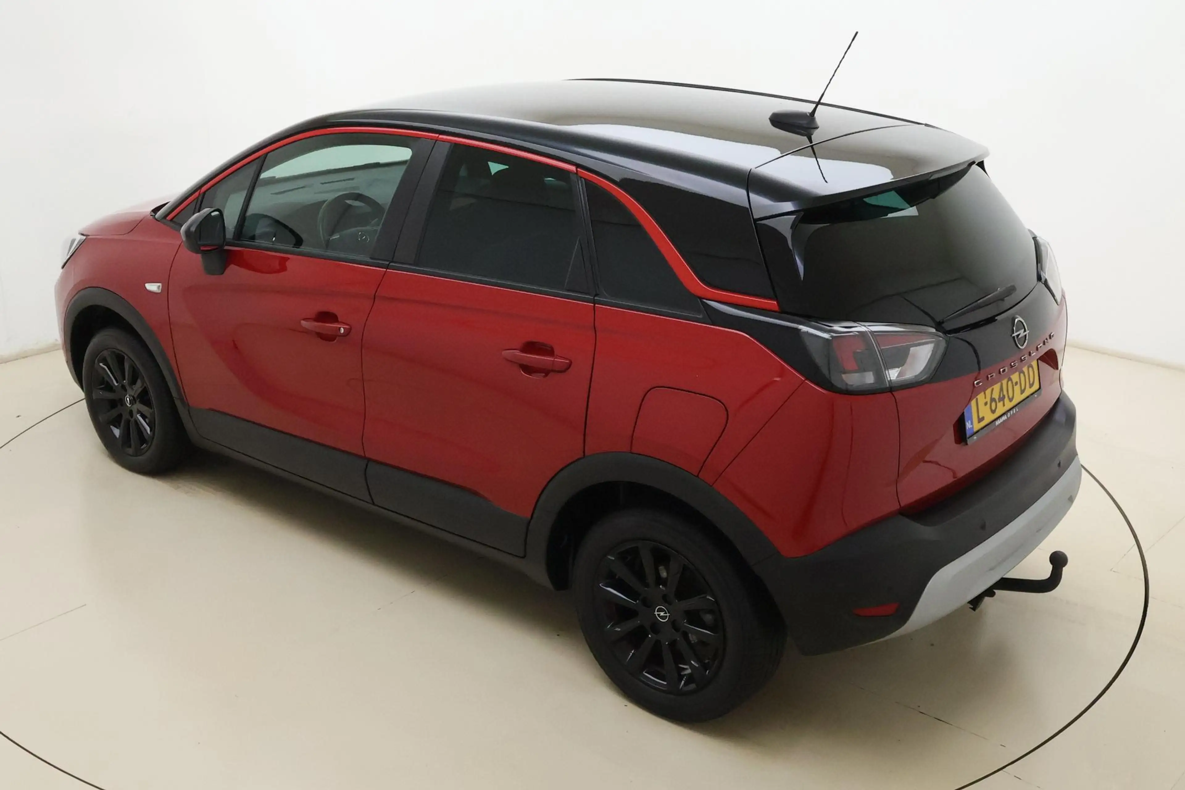 Opel Crossland 1.2 Turbo 110pk GS Line | Navigatie | Trekhaak | S — photo 4
