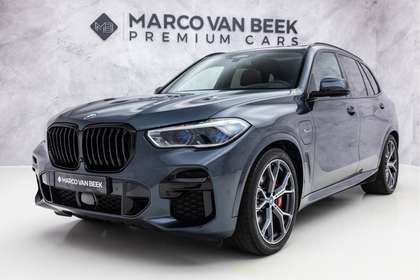 BMW X5 xDrive45e M-Sport | Pano | Carbon | Stoelkoeling |