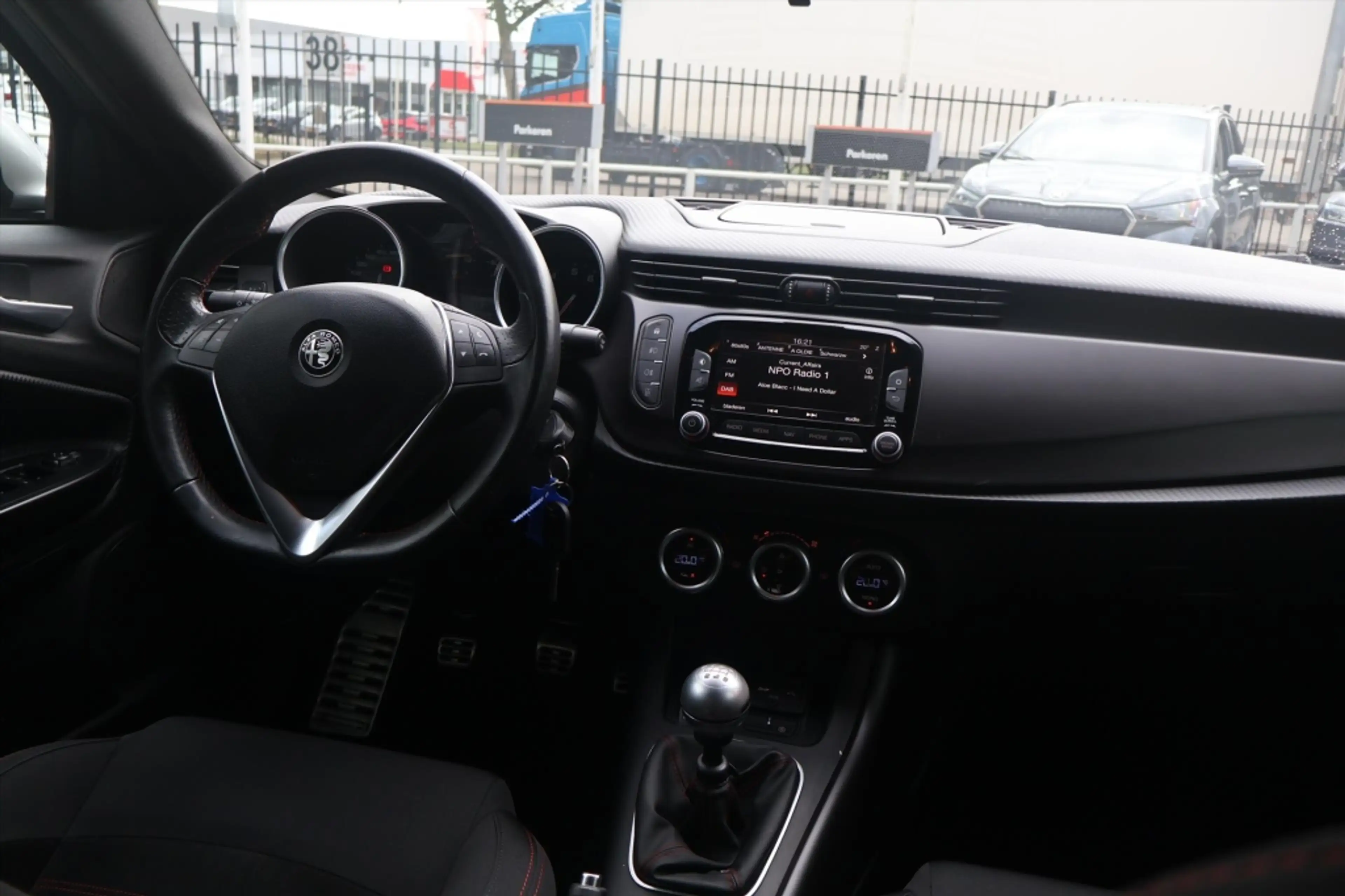 Alfa Romeo Giulietta 1.4 TURBO MULTIAIR Super 150pk | Navi | Parkeersen — photo 7