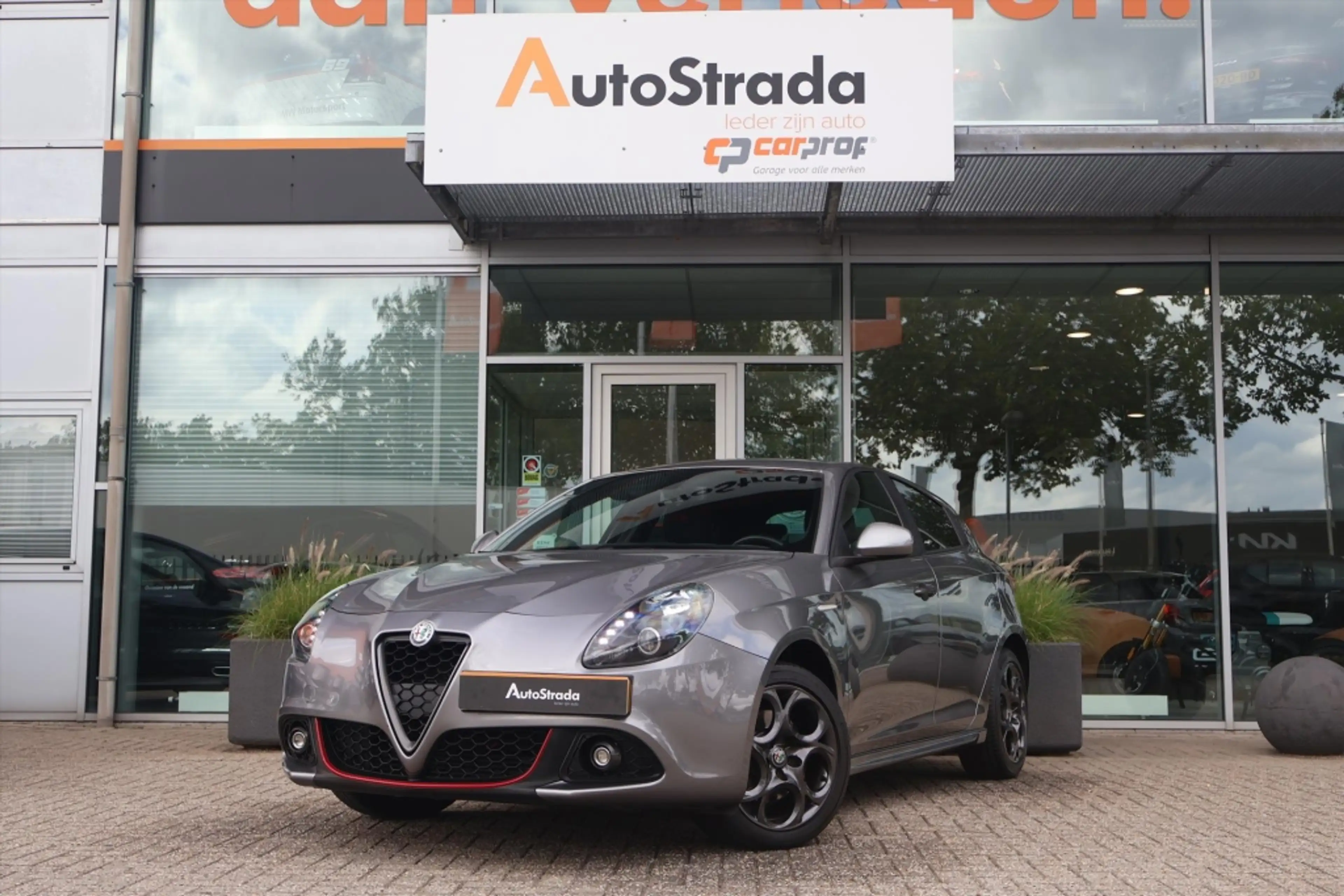Alfa Romeo Giulietta 1.4 TURBO MULTIAIR Super 150pk | Navi | Parkeersen — photo 3