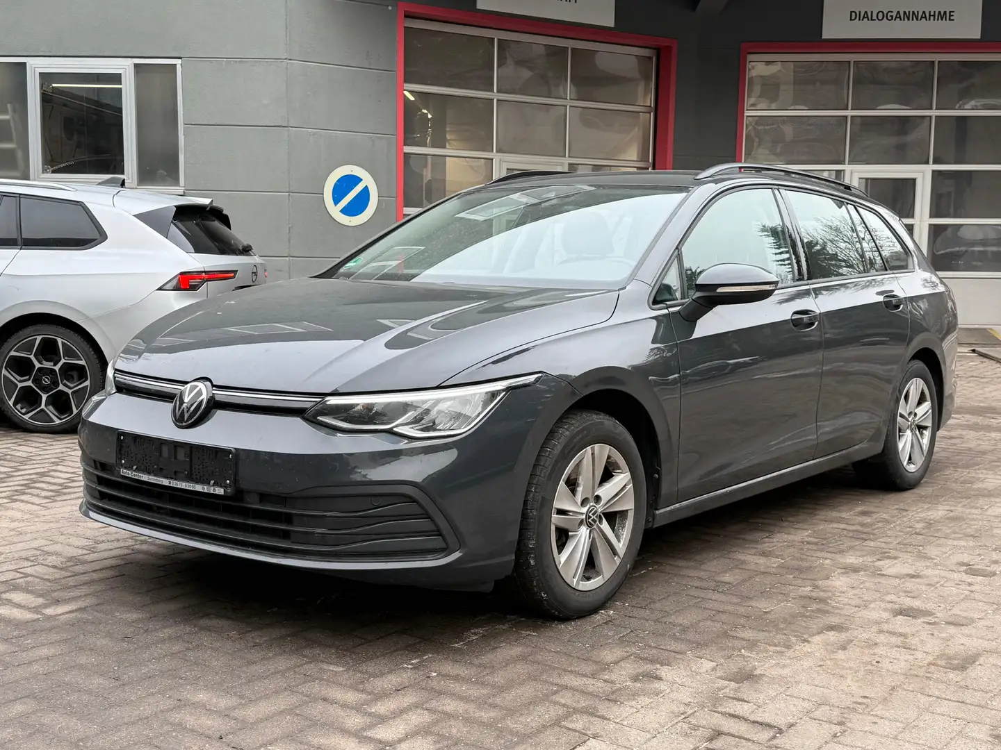 Volkswagen Golf 8 Variant 2.0 TDI Life LED+NAV+SHZ+ACC+DAB+ Gris - 2