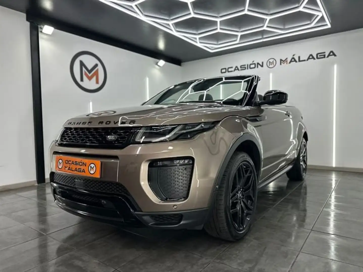Land Rover 2.0L TD4 Diesel 110kW 4x4 HSE Dynamic Marrón - 1