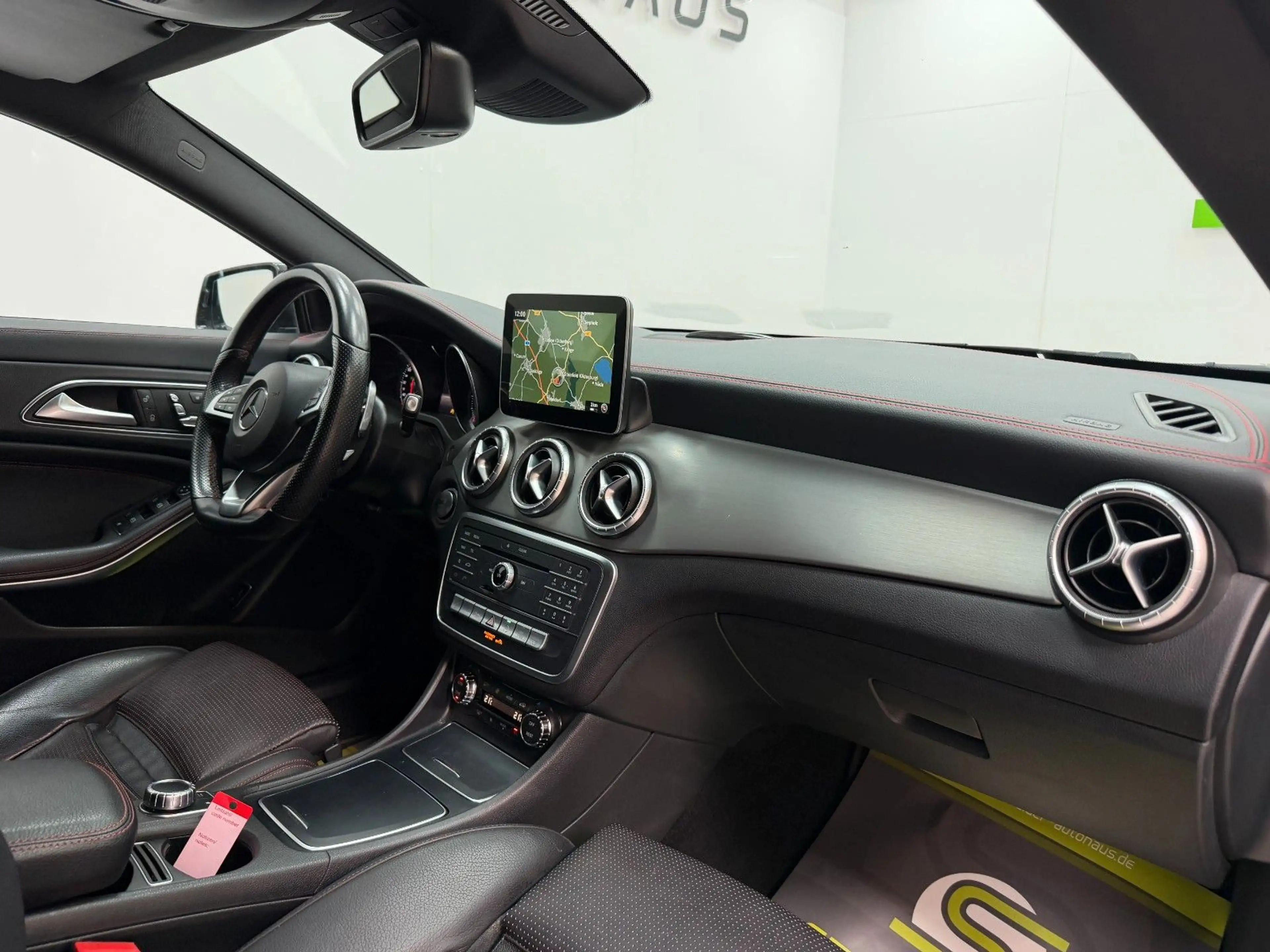 Mercedes-Benz CLA 220 / AMG / AHK / NIGHT PAKET — photo 10