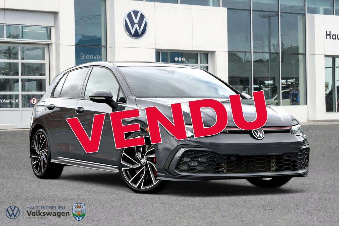 2022 Volkswagen Golf Performance + Toit ouvrant + Cuir + Affichage - Tê