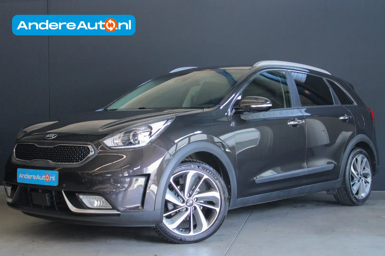 Kia Niro 1.6 GDi Hybrid ExecutiveLine |goed onderhouden|led Brun - 1