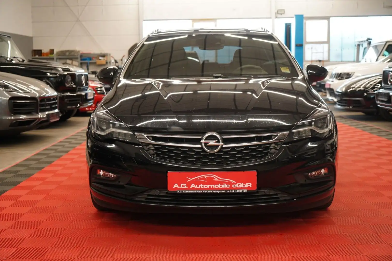 Opel Astra K 1.6 Turbo Sports Tourer Ultimate Schwarz - 2