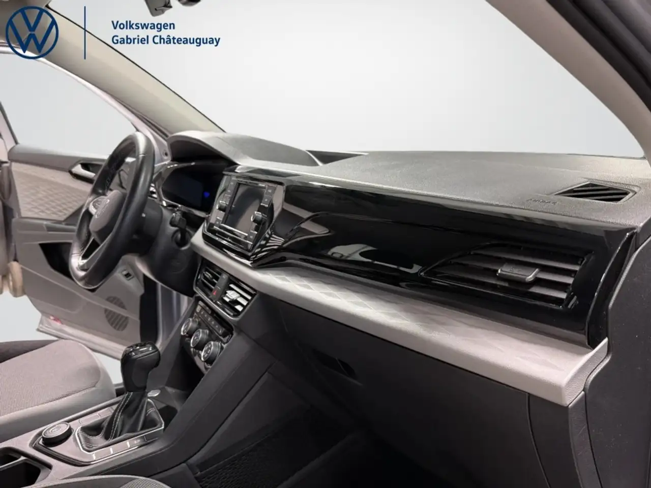 Volkswagen Taos снимка Volkswagen Taos