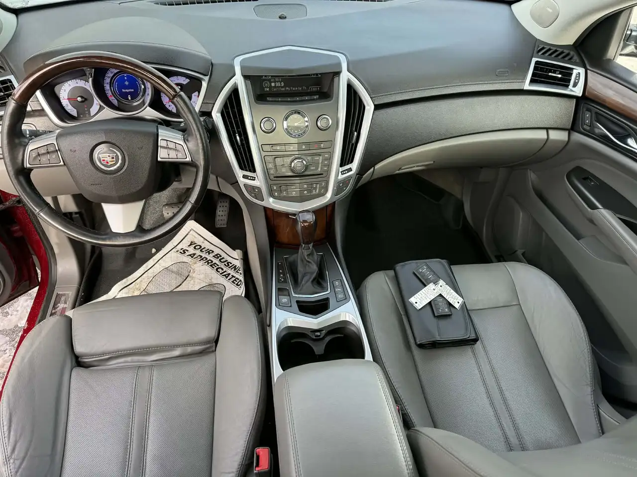 Cadillac SRX снимка Cadillac SRX
