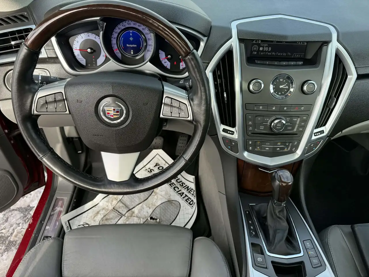Cadillac SRX снимка Cadillac SRX