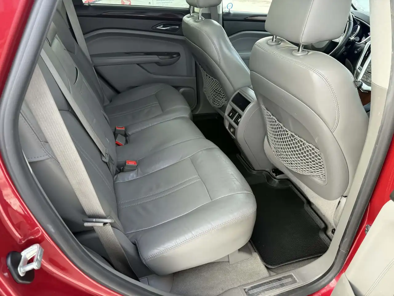 Cadillac SRX снимка Cadillac SRX