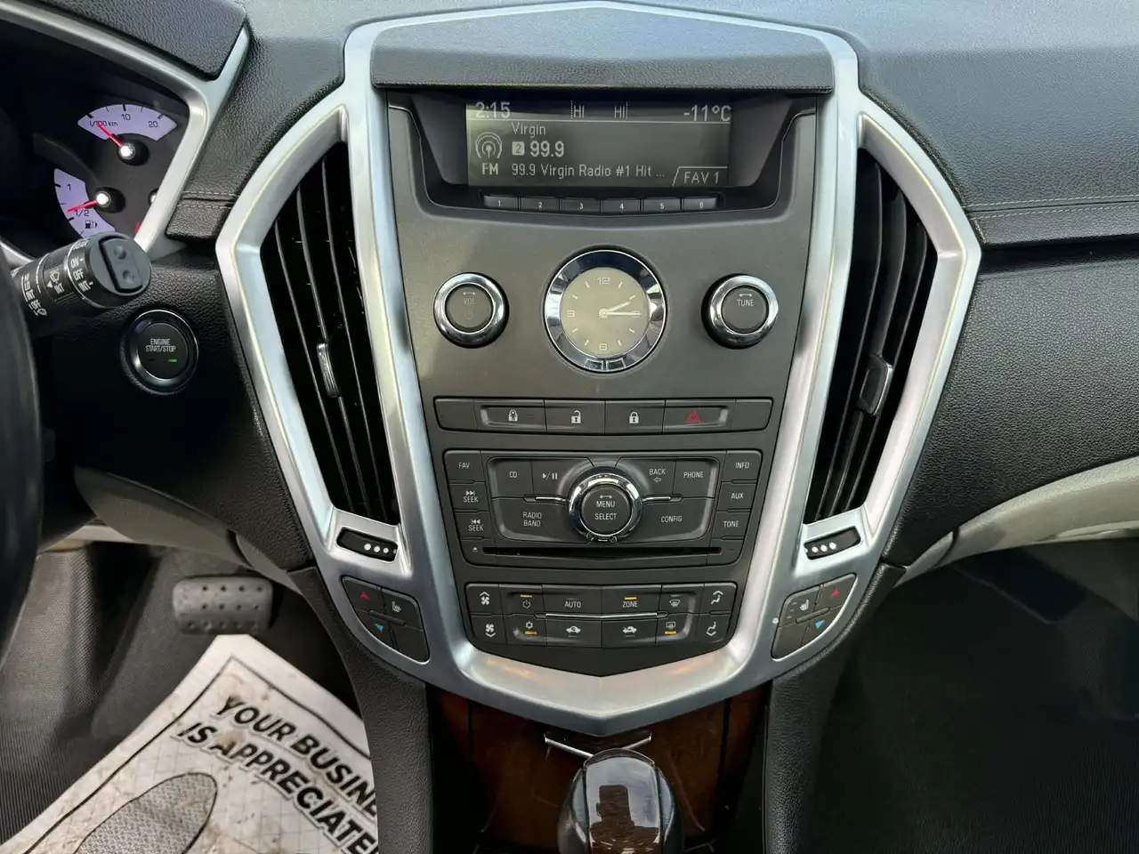 Cadillac SRX снимка Cadillac SRX