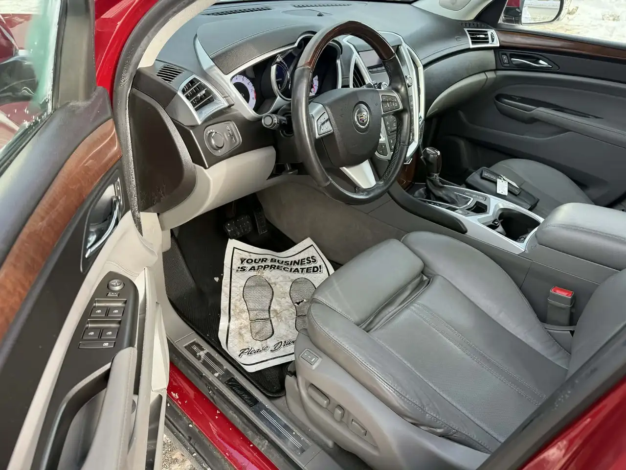 Cadillac SRX снимка Cadillac SRX