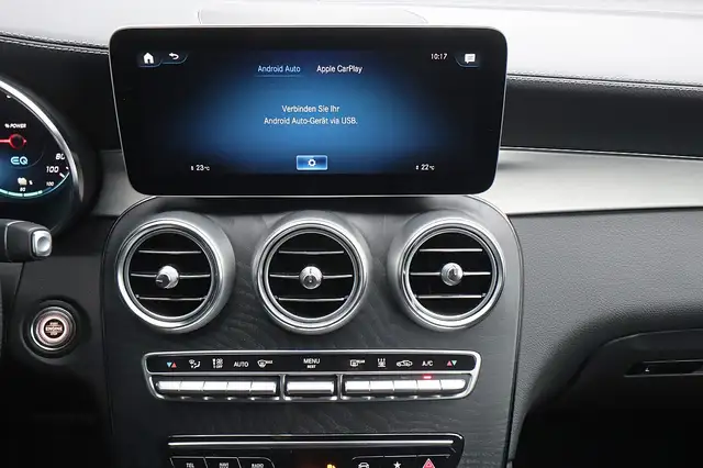 Mercedes-Benz GLC 300 de PHEV Coupé 4MATIC Aut. ACC, AHK elektr., Mul... Ansicht 18