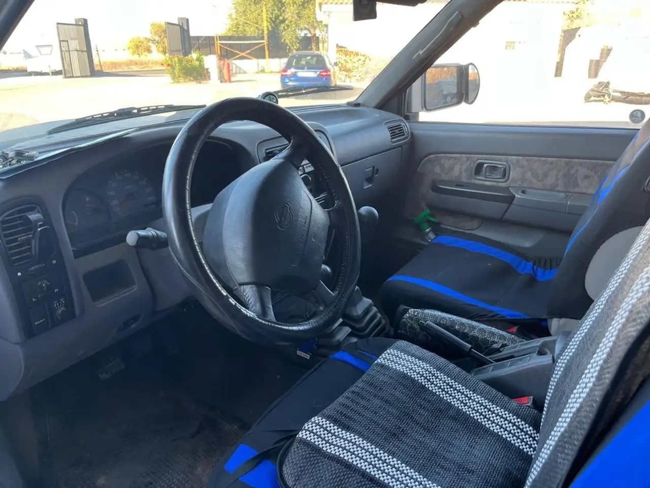 Nissan Pick-up 2.5 TD SIMPLE CAB, foto 10