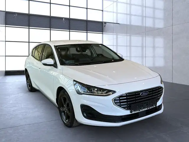 Ford Focus view 7