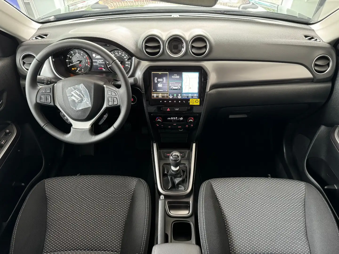 Suzuki Vitara 1.4 Comfort / Kamera / Navi / Sofort Schwarz - 2