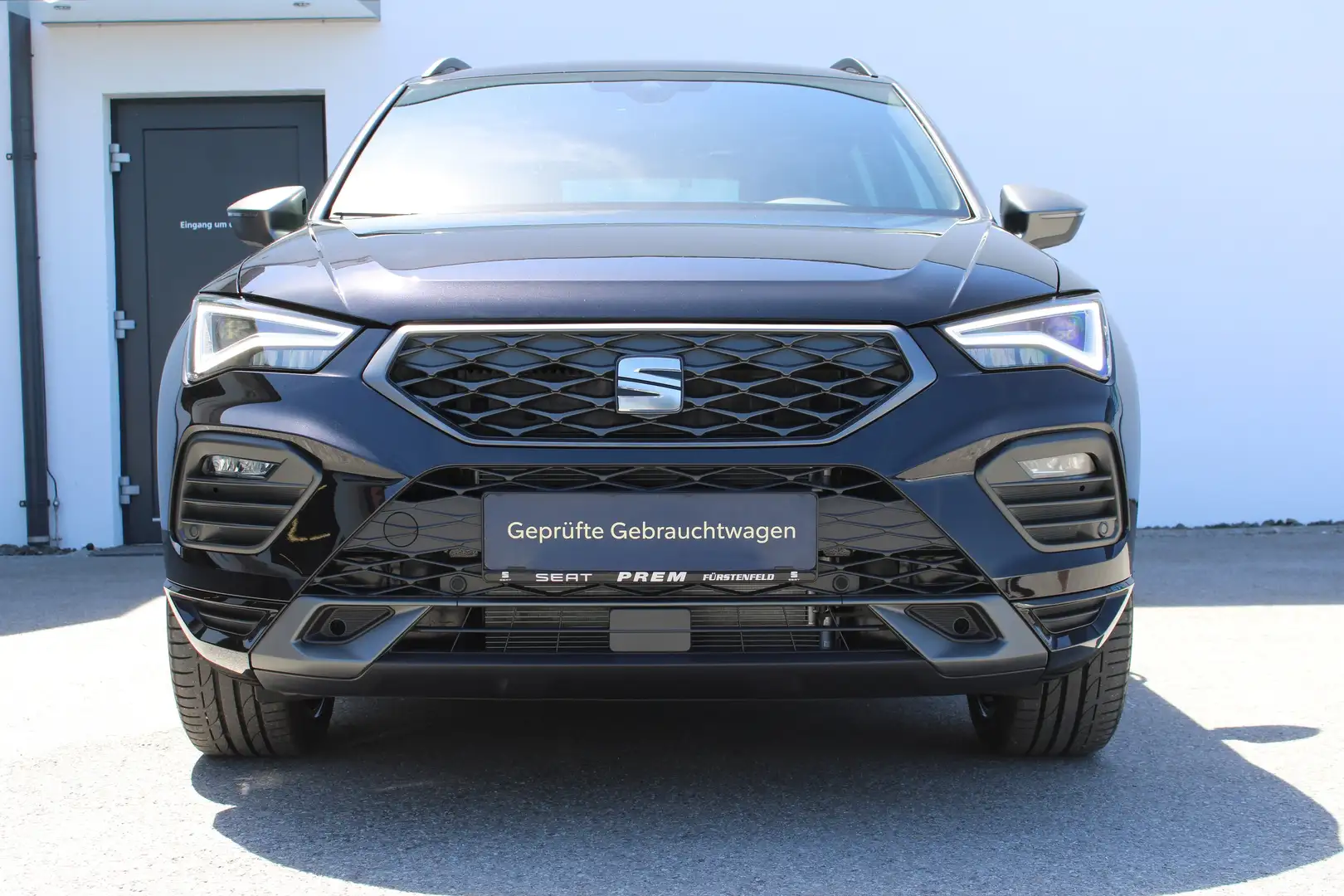 SEAT Ateca FR 1.5 TSI ACT DSG mit STANDHEIZUNG/MEGAVOLL Schwarz - 1