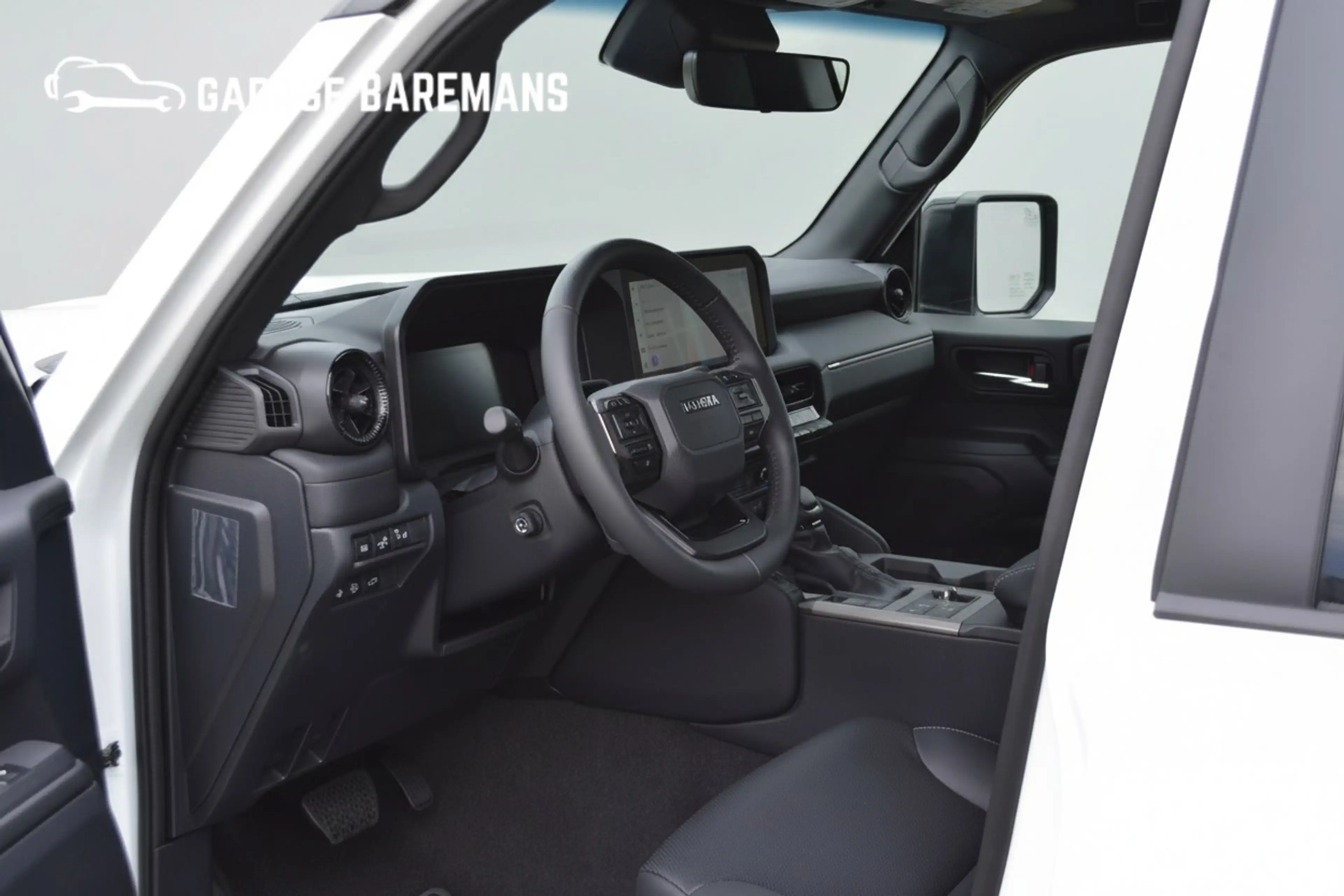 Toyota Land Cruiser 250 2.8 D-4D Standard Roof Window Van Navigator — photo 10