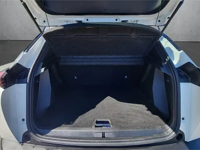 Peugeot 2008 view 7