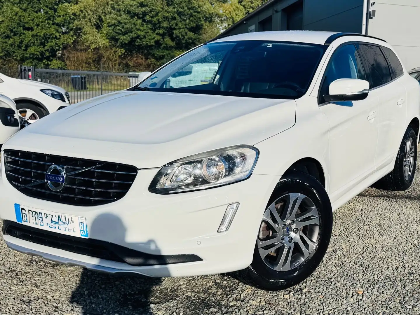 Volvo XC60 XC60 D4 181 ch S Blanc - 2
