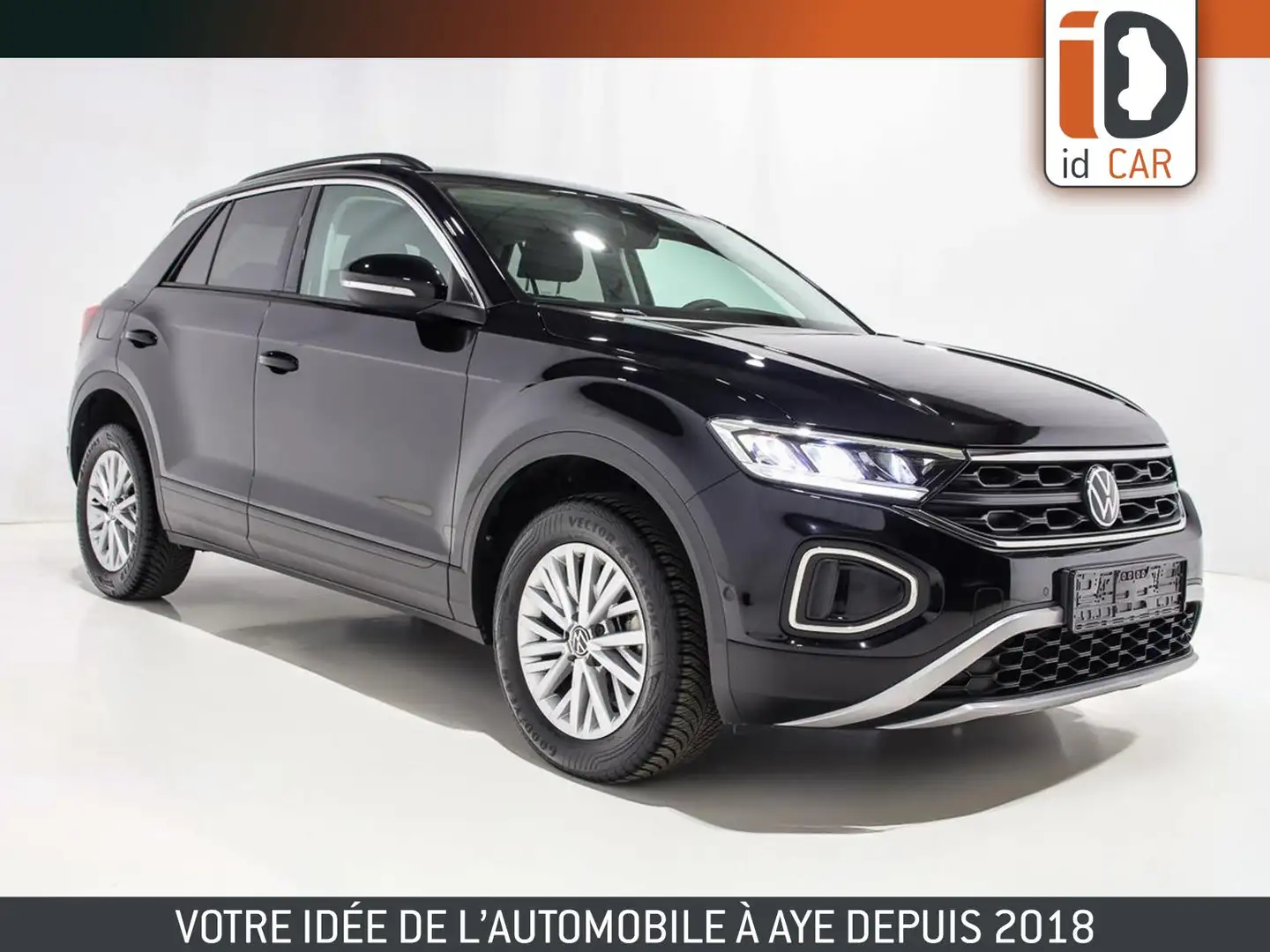 Volkswagen T-Roc 1.0 TSI 115 STYLE LED GPS CARPLAY RADAR JA16 Zwart - 1