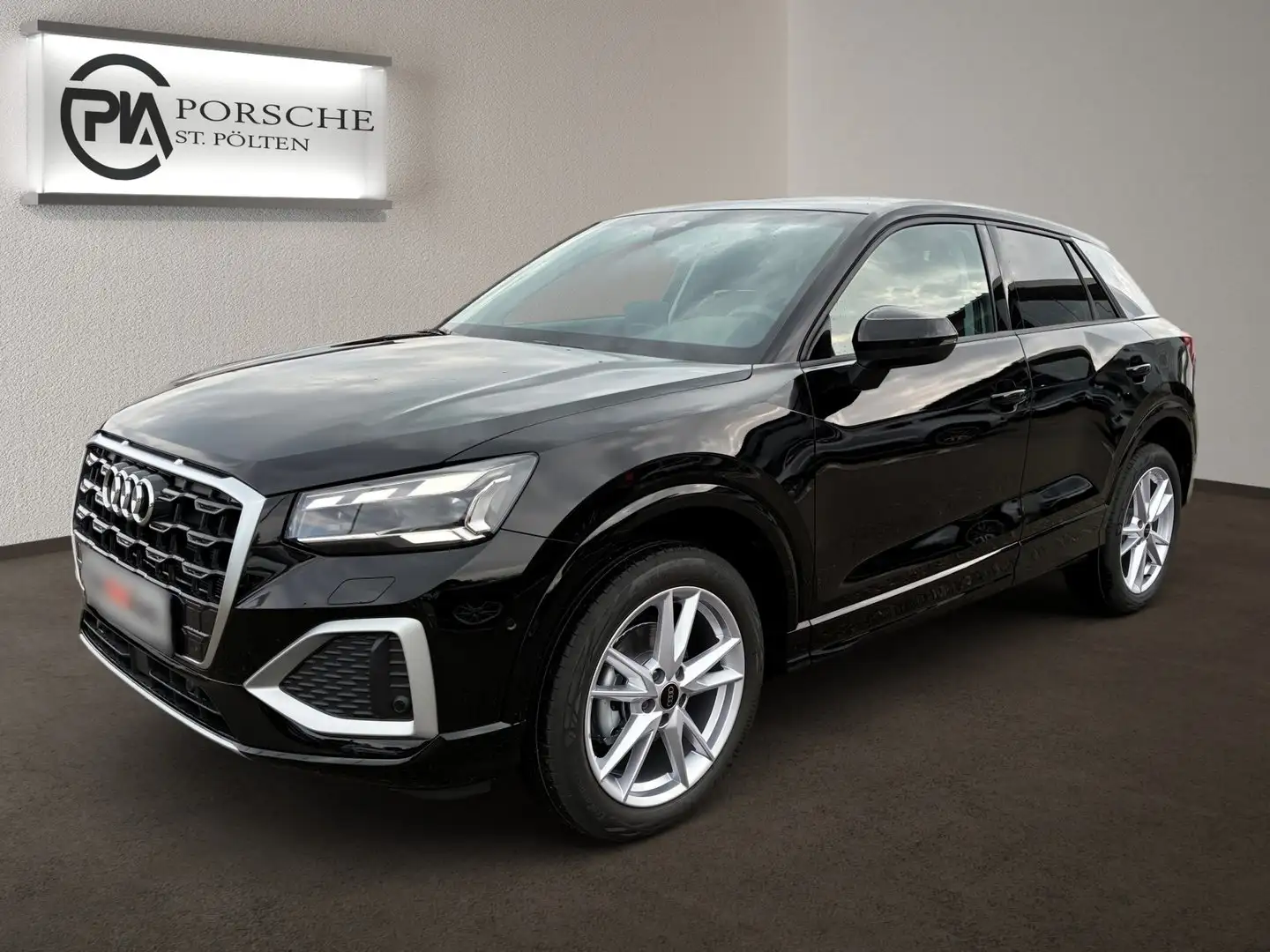 Audi Q2 30 TFSI admired Schwarz - 1