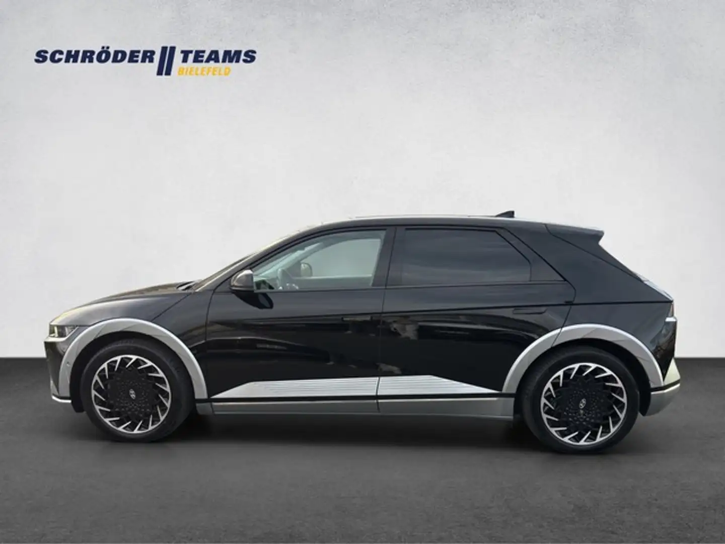 Hyundai IONIQ 6 5 Elektro 72,kWh Uniq PANO/AHK/NSCC Noir - 2