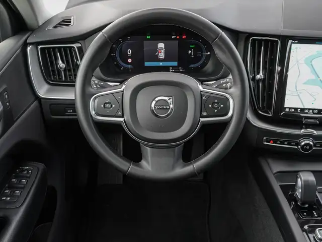 Volvo XC60 view 12