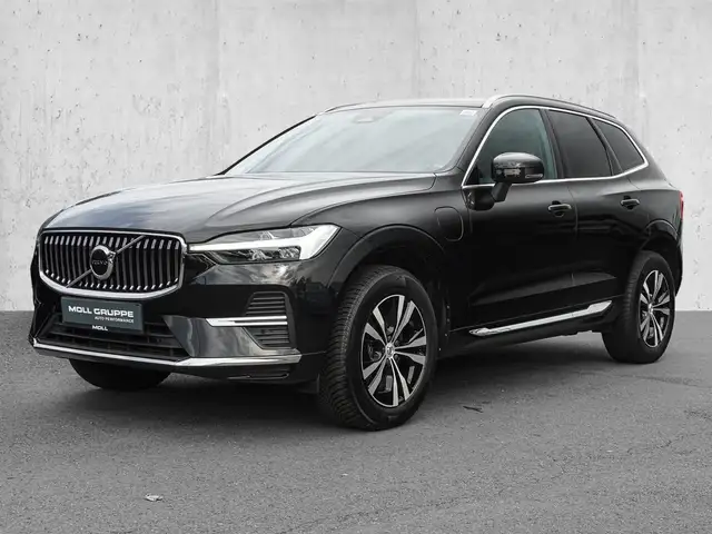Volvo XC60 view 2