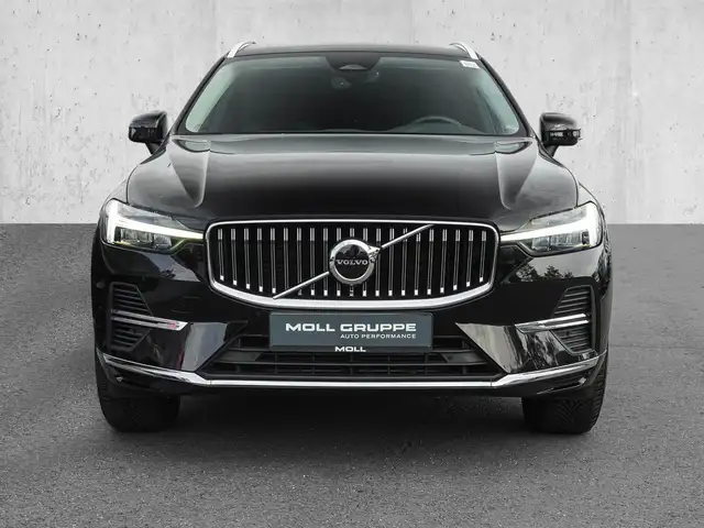 Volvo XC60 view 3