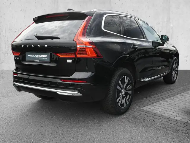 Volvo XC60 view 4