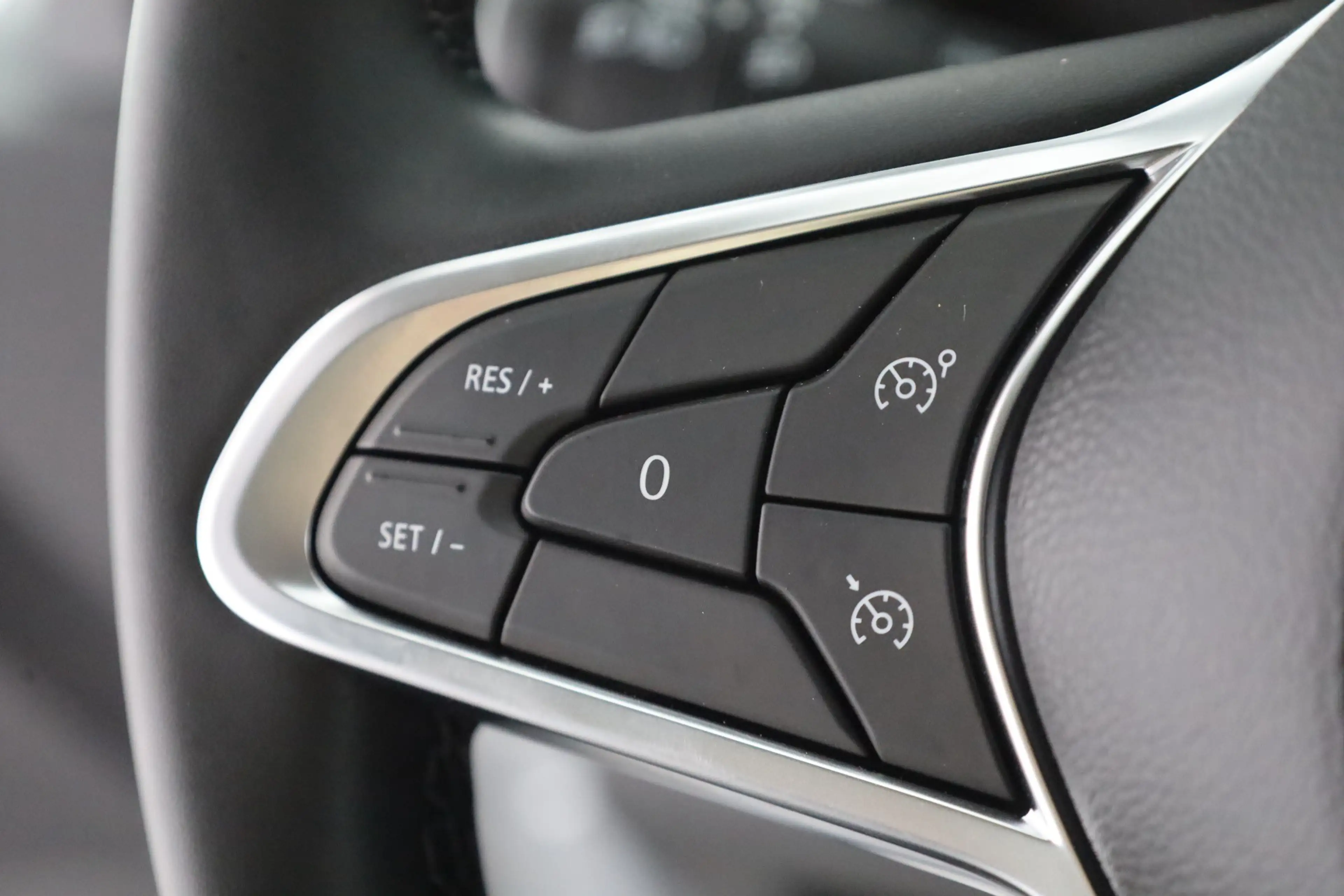 Nissan Primastar 2.0 Kombi Tekna dCi 8-Sitzer LED Navi — photo 15