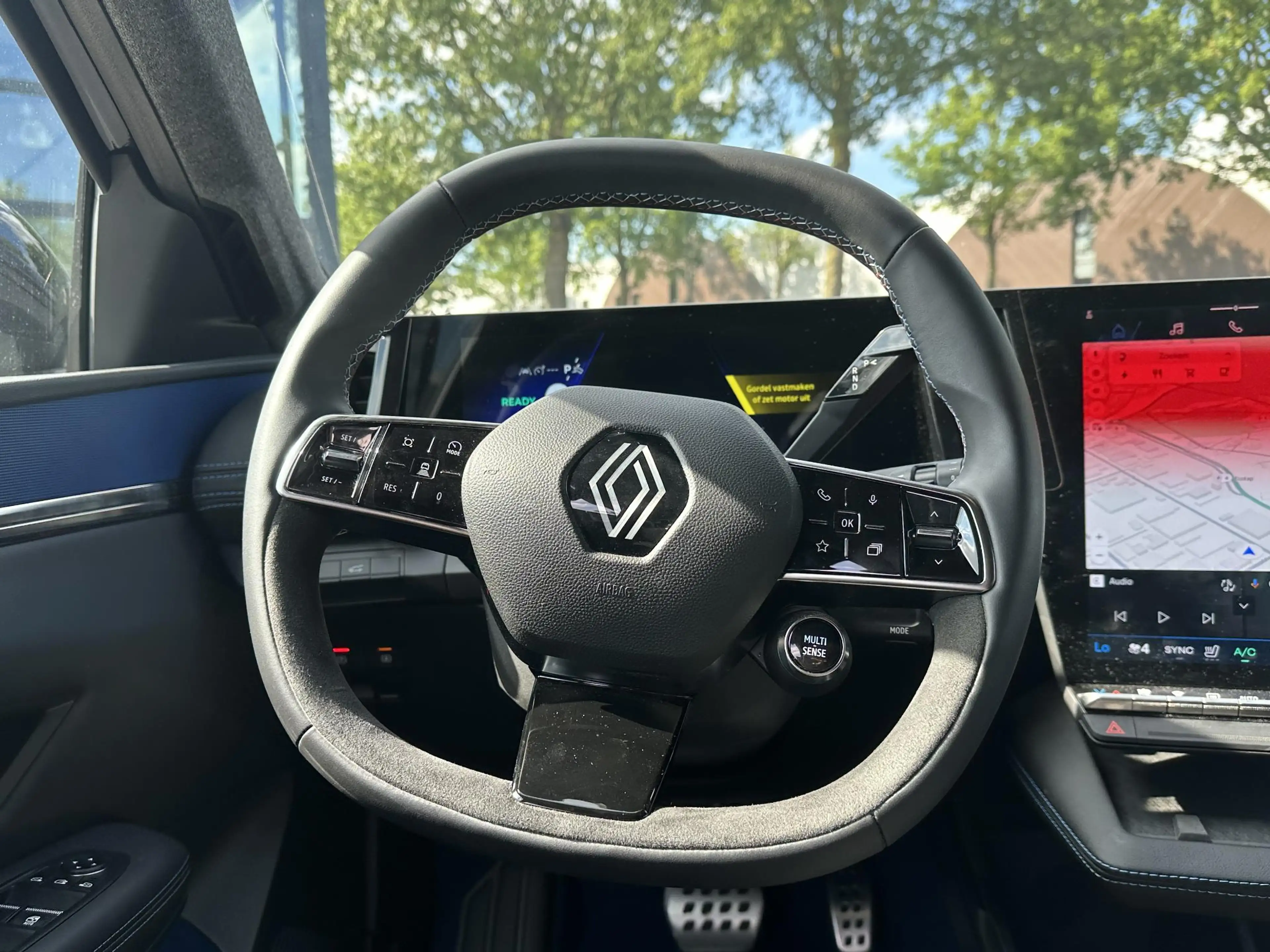 Renault Scenic E-Tech EV87 long range esprit Alpine 16K KM! | STO — photo 13