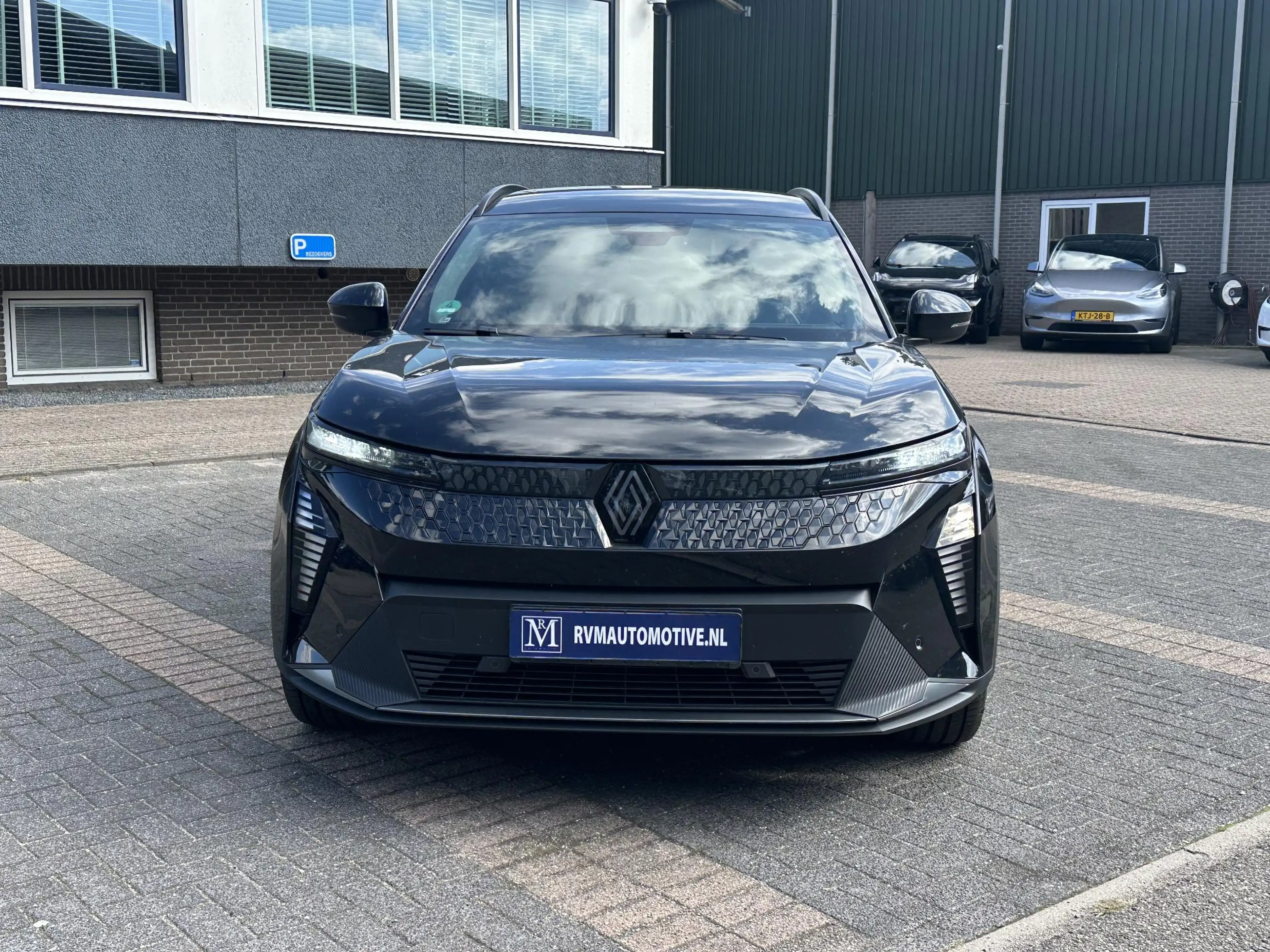 Renault Scenic E-Tech EV87 long range esprit Alpine 16K KM! | STO — photo 2