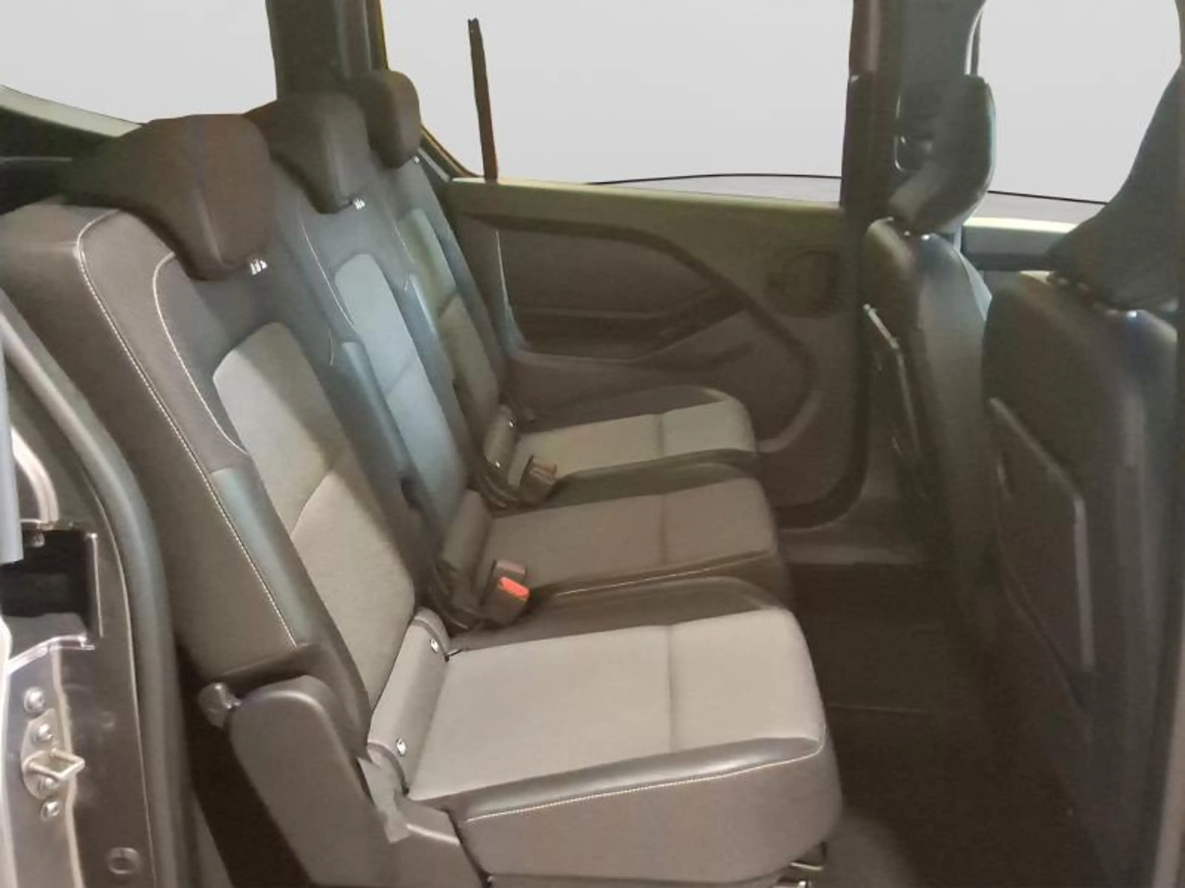 Renault Kangoo Equilibre Tce 130 7-plaatsen — photo 10