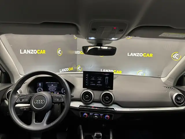 Audi Q2 view 7