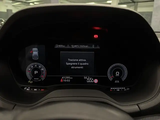 Audi Q2 view 10