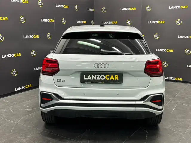 Audi Q2 view 5