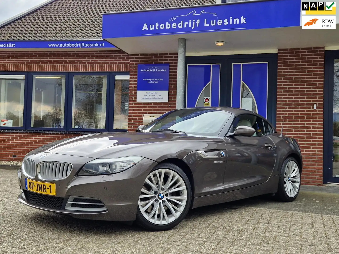 BMW Z4 Roadster SDrive35i Introduction Org Ned M-Chassis Brun - 1