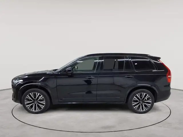 Volvo XC90 view 6